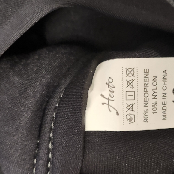 Hevto wetsuit - Picture 5 of 5